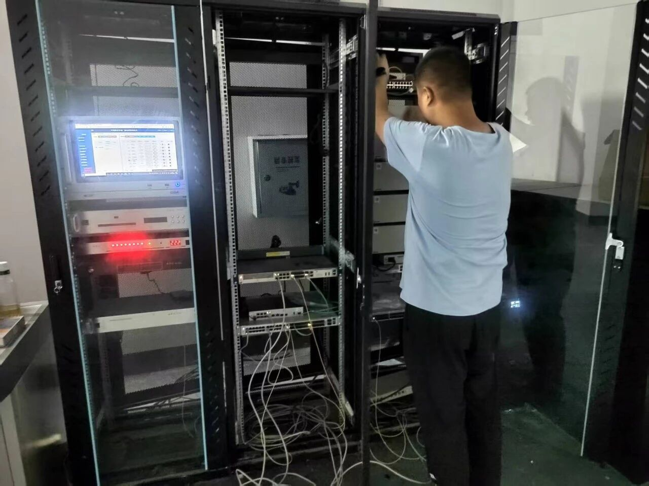 亿万28 - 相信品牌的实力