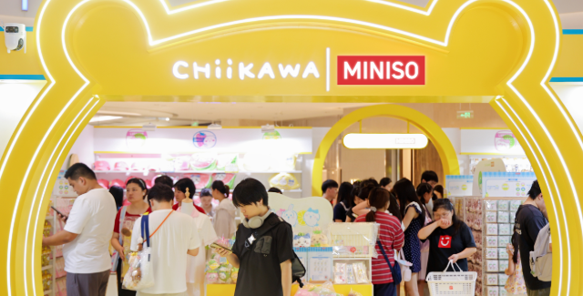 首店首展丨武商梦时代双档主题快闪齐登场 焕新潮流消费